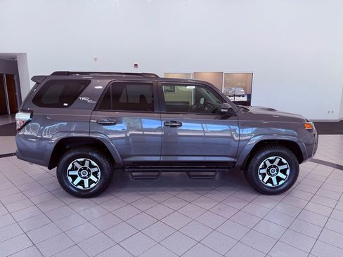 Used 2021 Toyota 4Runner TRD Off-Road Premium w/ Moonroof Package AWD/4WD image 14