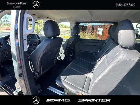 Used 2023 Mercedes-Benz Metris Passenger image 14