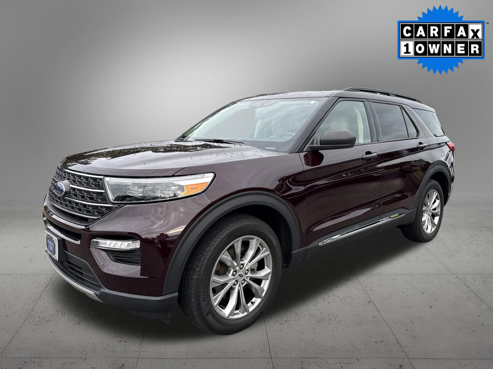 Certified 2023 Ford Explorer XLT w/ Equipment Group 202A AWD/4WD image 1