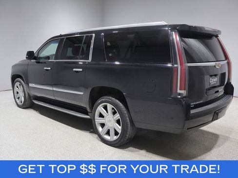 Used 2018 Cadillac Escalade ESV Premium Luxury AWD/4WD image 4