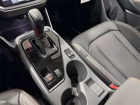 Certified 2025 Subaru Crosstrek 2.5i Limited w/ Popular Package #4A image 23