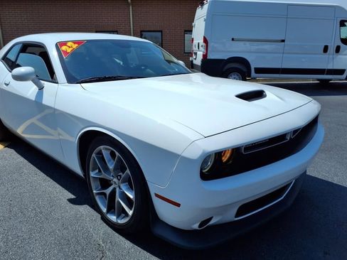 Used 2022 Dodge Challenger GT RWD image 8