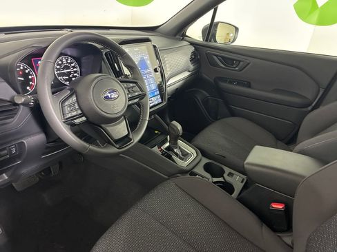 Used 2025 Subaru Forester Premium AWD/4WD image 20