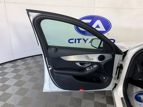 Used 2018 Mercedes-Benz C 300 Sedan image 14