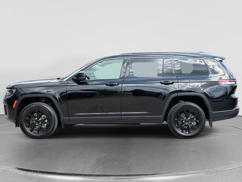 New 2026 Jeep Grand Cherokee L 4WD image 8