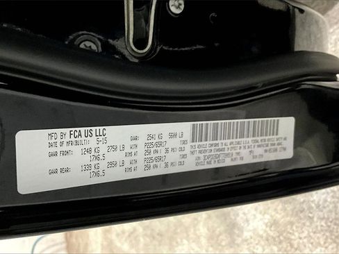 Used 2015 Dodge Journey SXT w/ Flexible Seating Group image 17