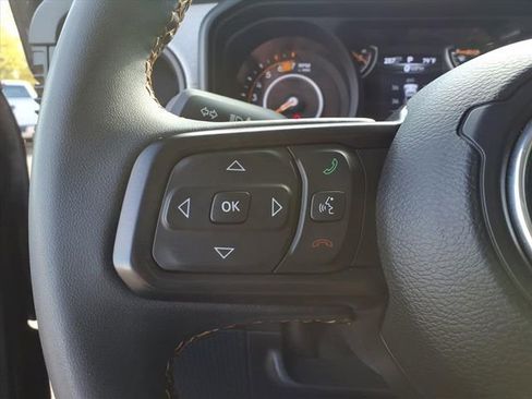 Used 2024 Jeep Wrangler Unlimited Sport AWD/4WD image 14