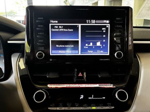 Used 2022 Toyota Corolla Cross L FWD image 23