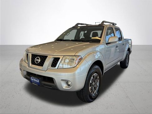 Used 2021 Nissan Frontier PRO-4X w/ Pro-4x Utility Package AWD/4WD image 2