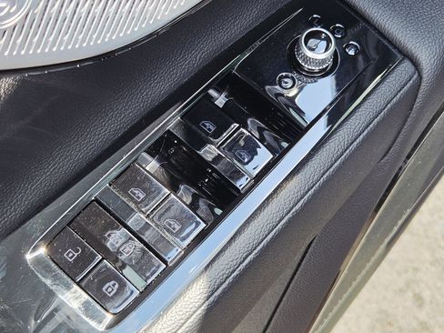 Used 2023 Maserati Grecale GT AWD/4WD image 28