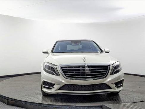 Used 2014 Mercedes-Benz S 550 Sedan w/ Sport Package Plus One image 12