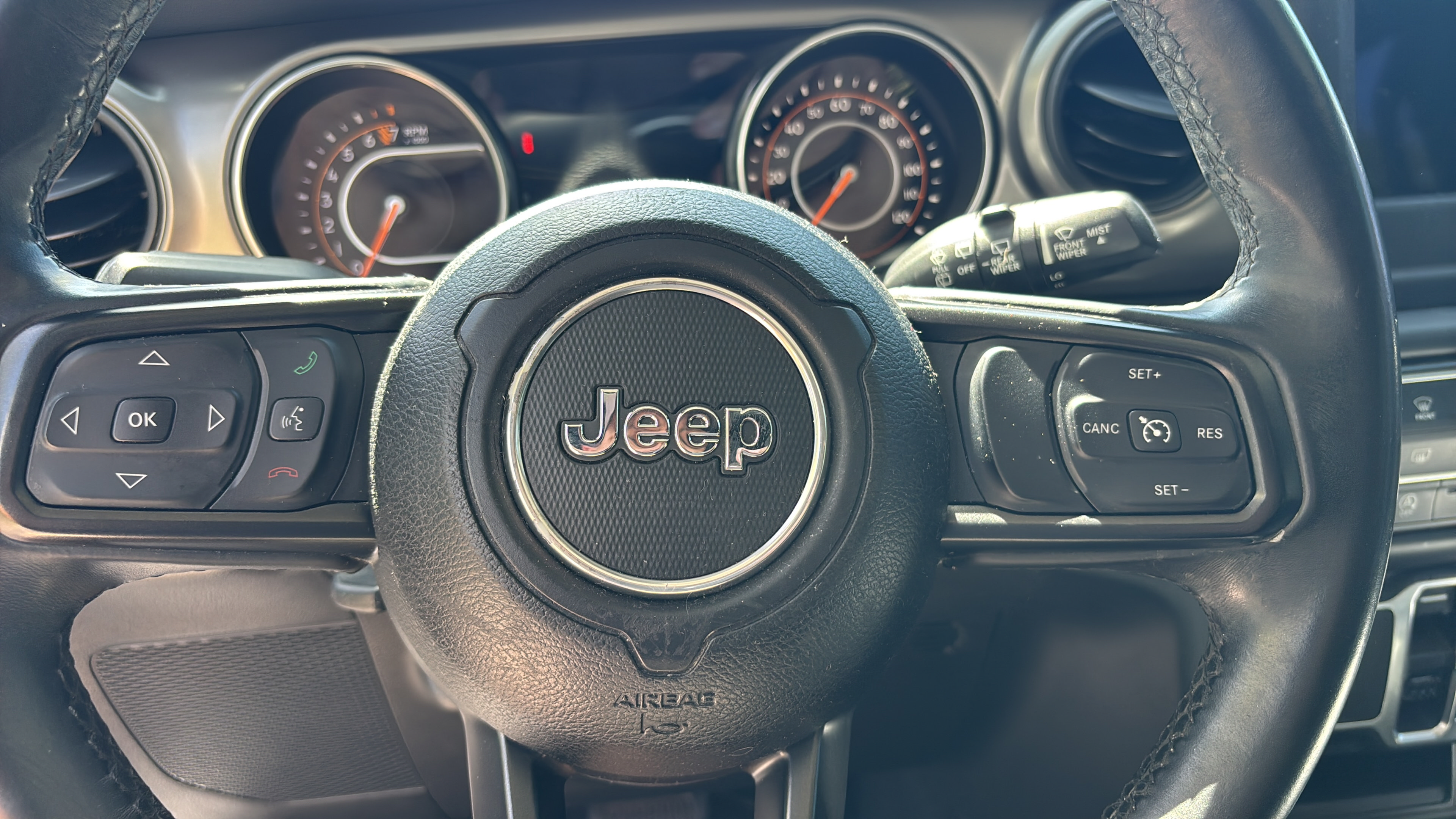 Used 2018 Jeep Wrangler Unlimited Sport S AWD/4WD image 30
