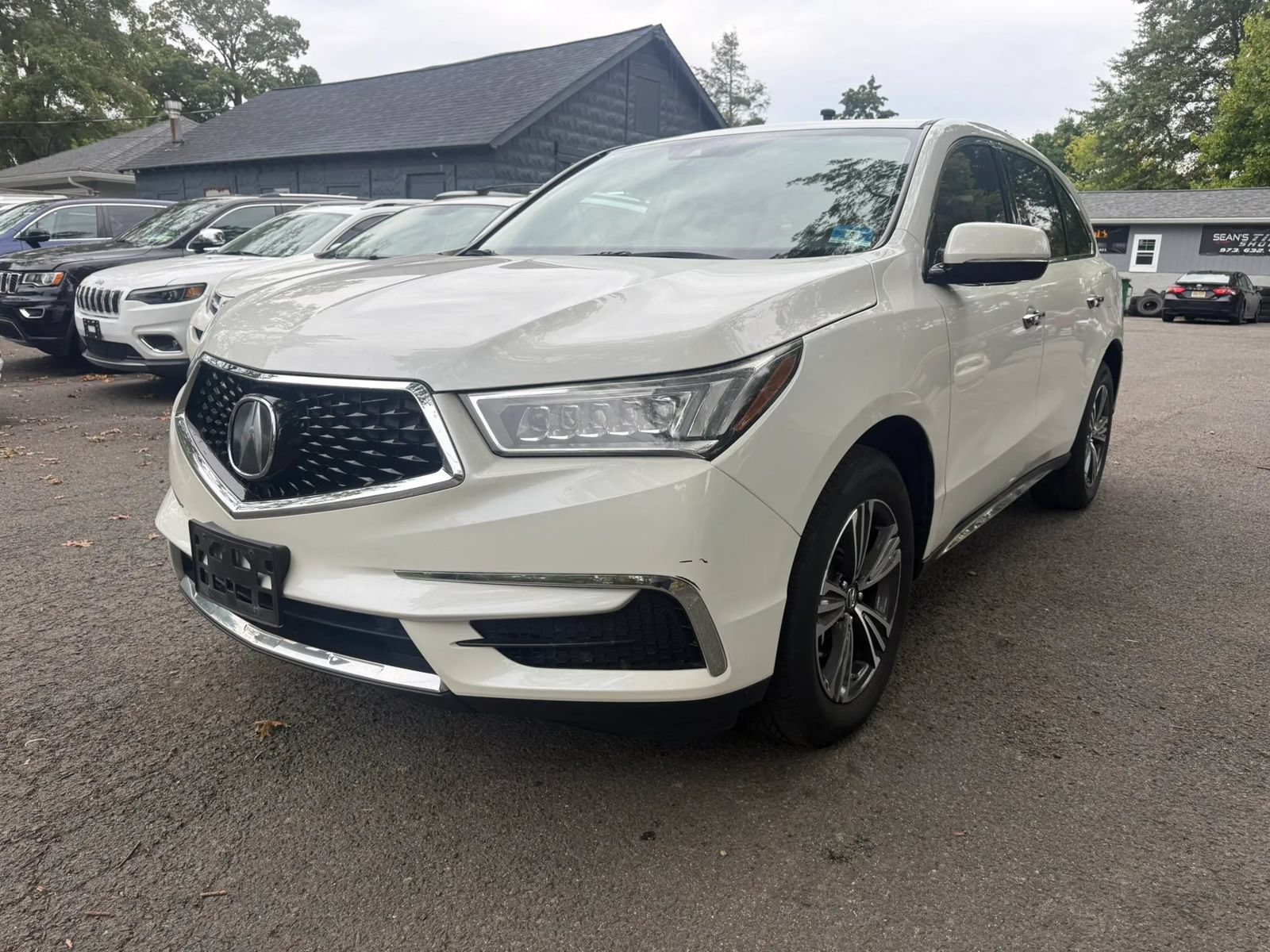 Used 2018 Acura MDX SH-AWD image 1