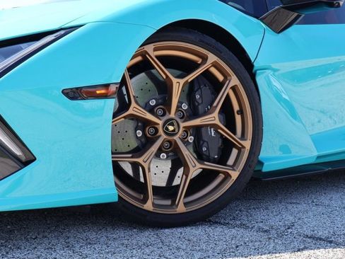 Used 2024 Lamborghini Revuelto AWD/4WD image 47