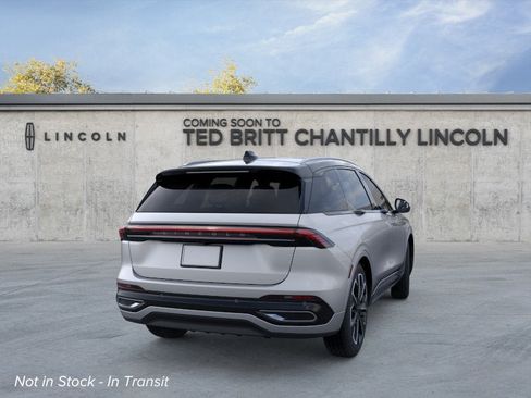 New 2026 Lincoln Nautilus Reserve AWD/4WD image 8
