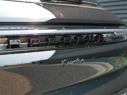 New 2025 Porsche Cayenne Turbo image 9