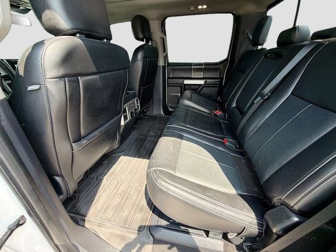 Used 2021 Ford F250 Lariat w/ Tremor Off-Road Package AWD/4WD image 29