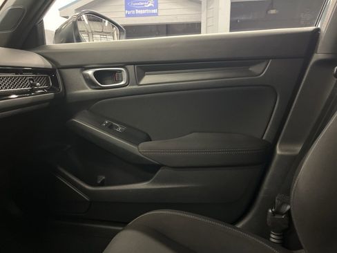 Used 2023 Honda Civic Sport image 14