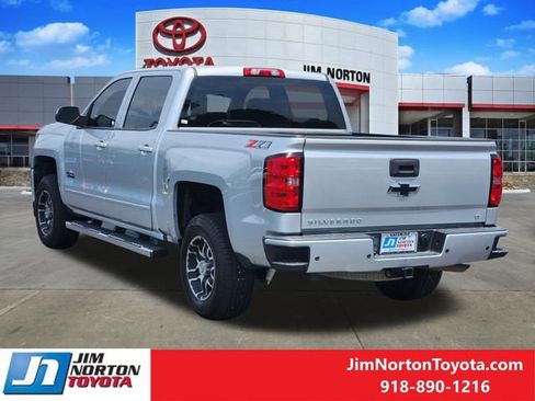 Used 2018 Chevrolet Silverado 1500 LT w/ Texas Edition AWD/4WD image 8