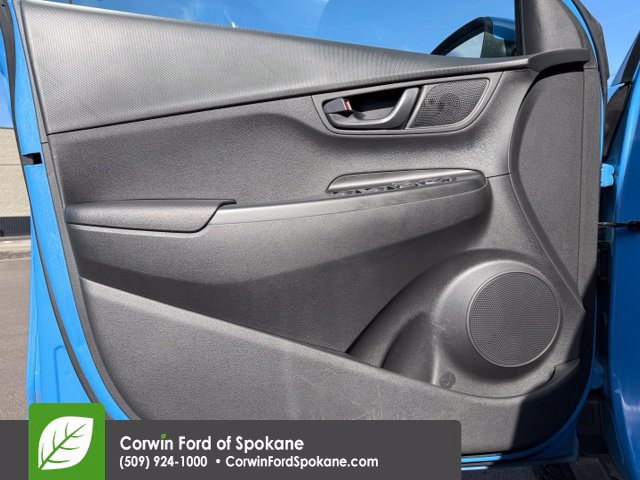Used 2022 Hyundai Kona SEL w/ Cargo Package AWD/4WD image 18