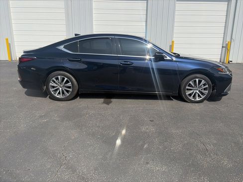 Used 2020 Lexus ES 350 w/ Premium Package image 8