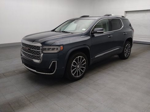 Used 2020 GMC Acadia Denali w/ Technology Package FWD image 2