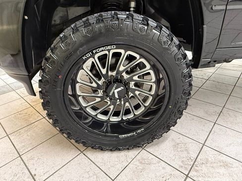 Used 2022 RAM 2500 Big Horn w/ Night Edition image 12