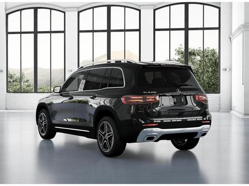 Certified 2026 Mercedes-Benz GLB 250 image 27