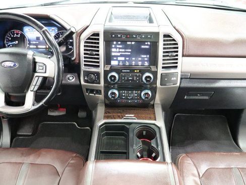 Used 2017 Ford F350 Platinum w/ Platinum Ultimate Package AWD/4WD image 7