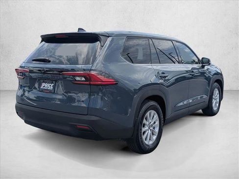 Used 2025 Toyota Grand Highlander FWD image 5