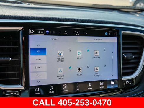 Used 2021 Chrysler Pacifica Touring-L FWD image 64