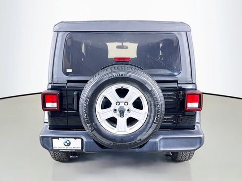 Used 2020 Jeep Wrangler Sport S image 6