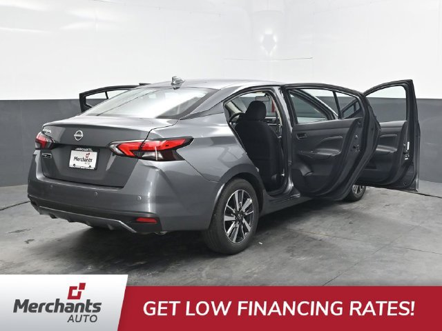 Used 2025 Nissan Versa SV FWD image 40