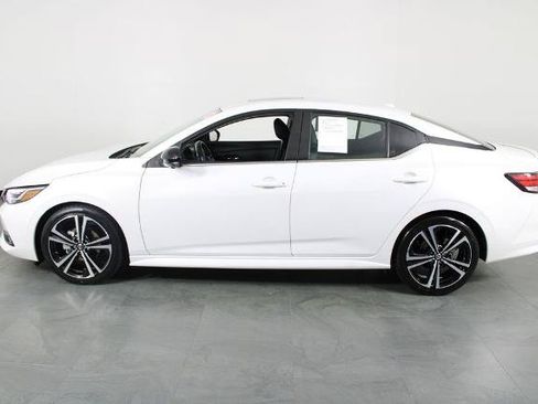 Certified 2023 Nissan Sentra SR w/ SR Premium Package FWD image 12