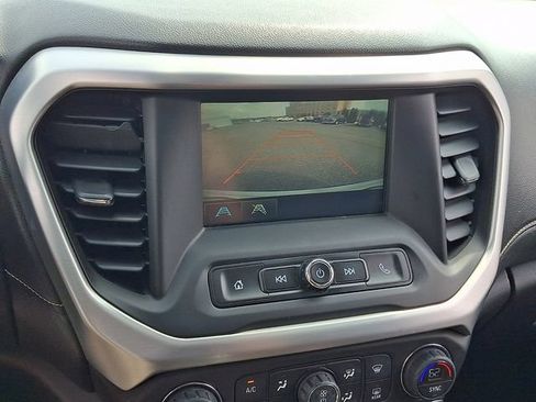 Used 2017 GMC Acadia SLE FWD image 20