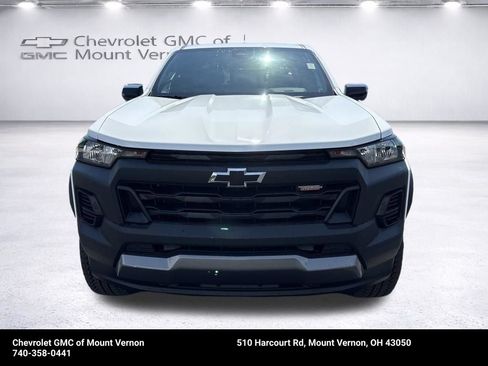 New 2025 Chevrolet Colorado Trail Boss w/ Midnight Edition AWD/4WD image 10