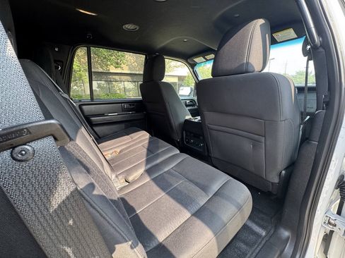 Used 2017 Ford Expedition XL AWD/4WD image 19