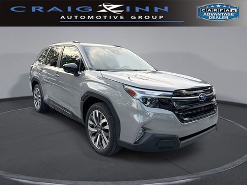 Certified 2025 Subaru Forester Touring AWD/4WD image 1