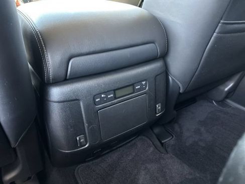 Used 2020 Nissan Armada SL w/ Premium Package AWD/4WD image 26