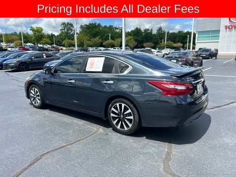 Used 2018 Nissan Altima 2.5 SL FWD image 14