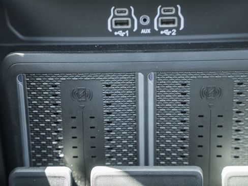 New 2026 RAM 2500 Laramie AWD/4WD image 29
