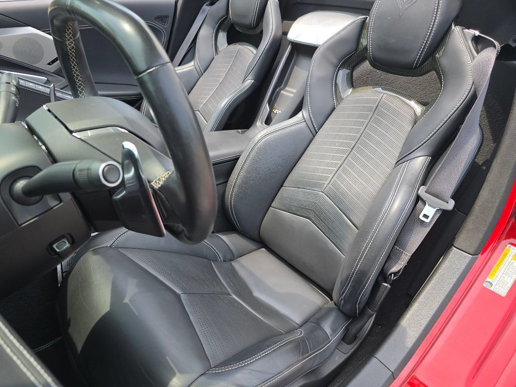 Used 2021 Chevrolet Corvette Stingray Preferred Conv w/ Z51 Performance Package RWD image 22