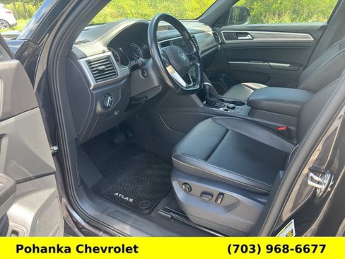 Used 2020 Volkswagen Atlas Cross Sport SE w/ Panoramic Sunroof Package AWD/4WD image 28