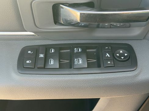 Used 2018 RAM 1500 Lone Star RWD image 15