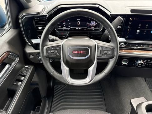Used 2024 GMC Sierra 1500 Elevation AWD/4WD image 14