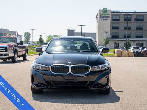 Used 2023 BMW 330i xDrive Sedan w/ Premium Package image 2