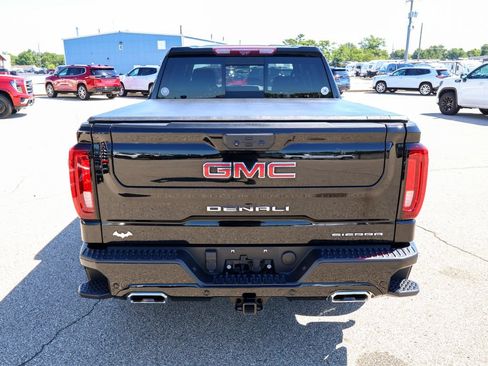 Used 2023 GMC Sierra 1500 Denali AWD/4WD image 5