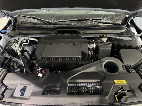 New 2025 Honda Pilot Touring image 15