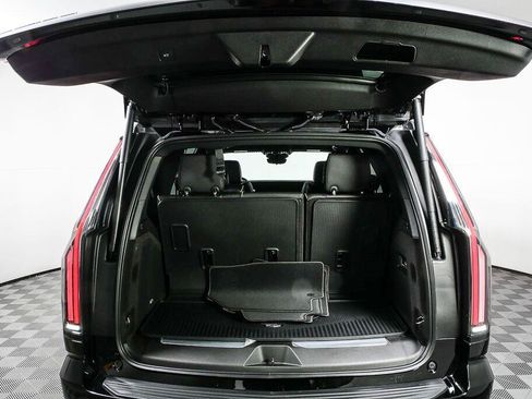 Used 2026 Cadillac Escalade Sport w/ Touring Package AWD/4WD image 33