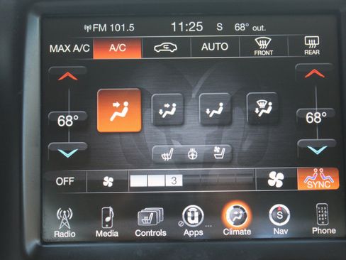 Used 2016 RAM 3500 Laramie image 32